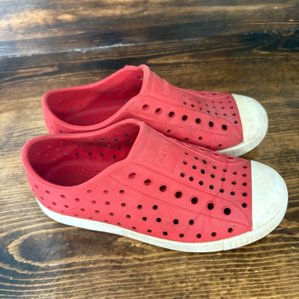 Native Jefferson Red Slip On Shoes Size C13​